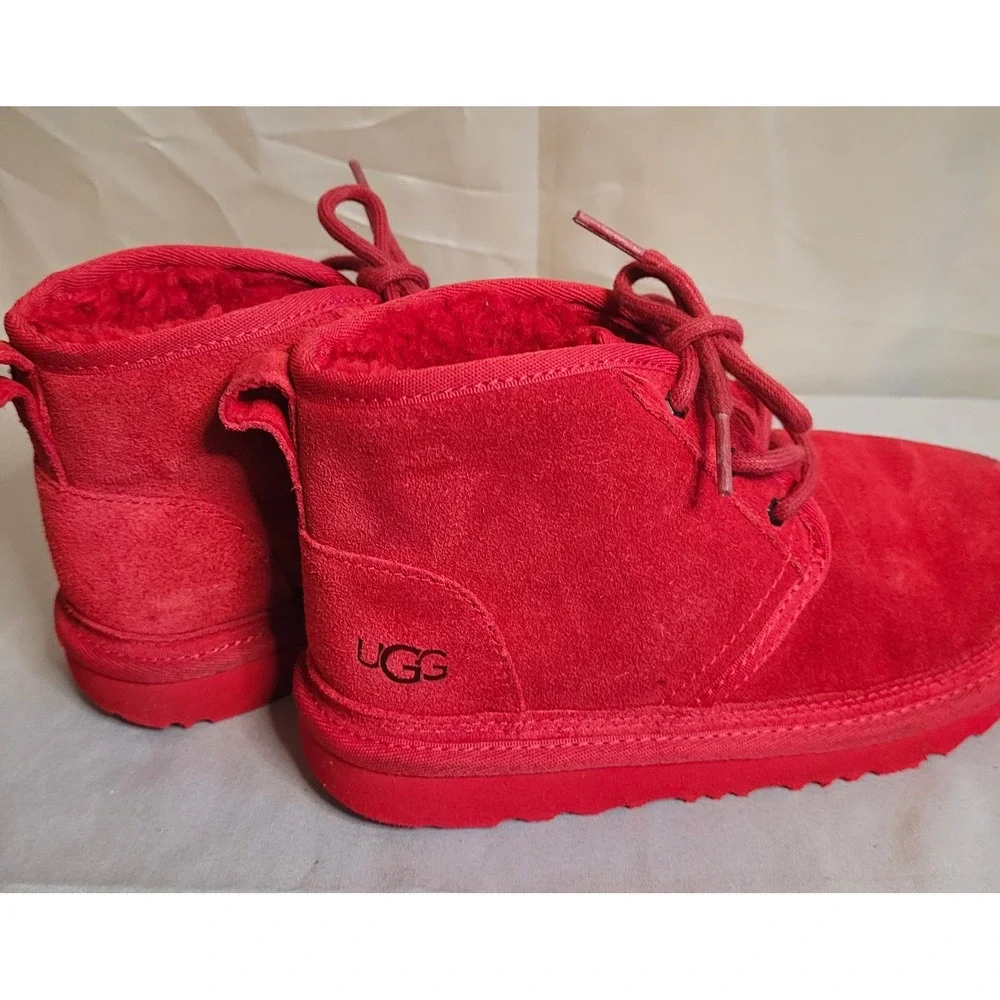 UGG Neumel Unisex Kids Red Suede Lace-Up Ankle Bootie US 3 EU 35